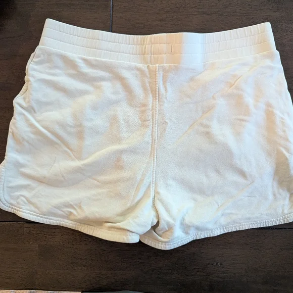 Peter Millar White Athletic Shorts Lightweight Comfort - Picture 2 of 3